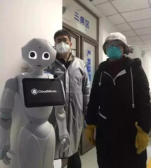 上海钛米机器人公司研发的智能消毒机器人已在武汉,上海等地医院的